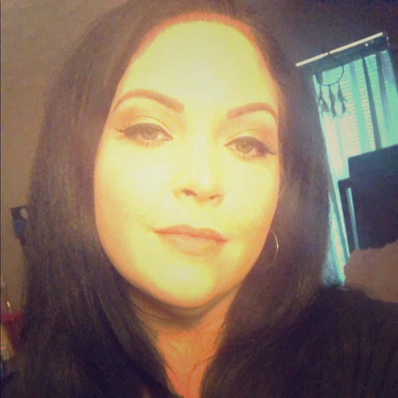 Meet your Posher, Sindee - Picture 1 of 1